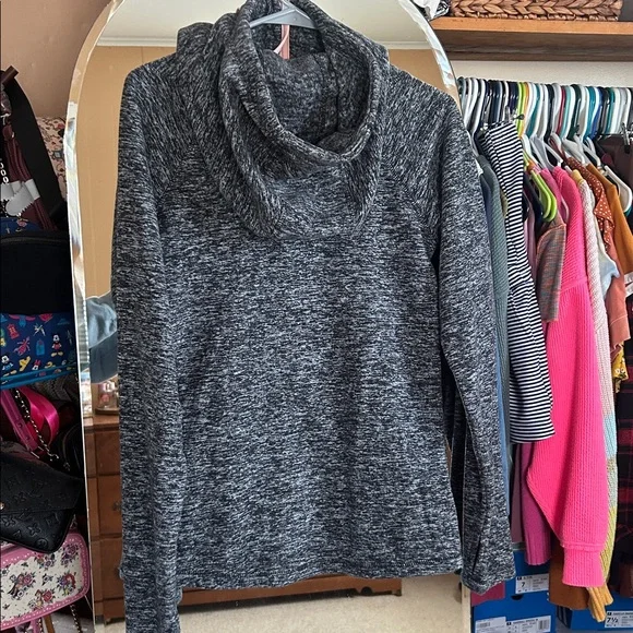 Roxy Lightweight Fleece Ski Jacket in Size M - Picture 3 of 4